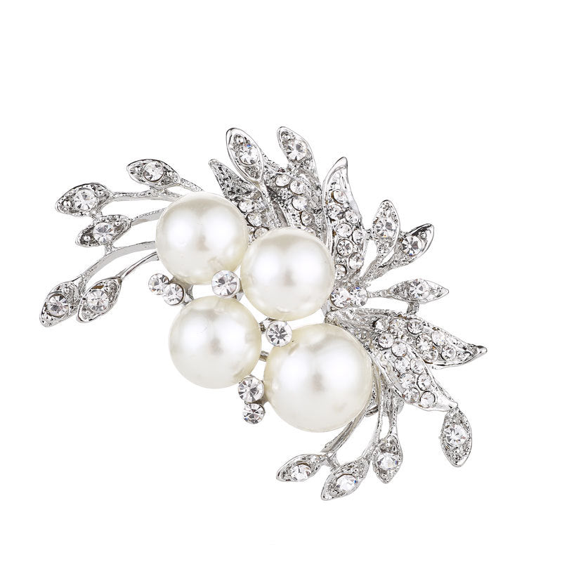 Chic Pearl Brooch with Alloy Base - Image 5