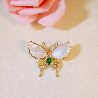 Trendy and Elegant Brooch for Weddings - Image 8