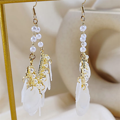 Chic Vintage Shell Tassel Earrings image 1