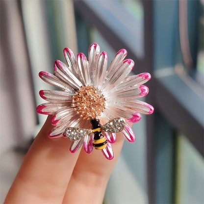 Three Daisy Brooch Purple