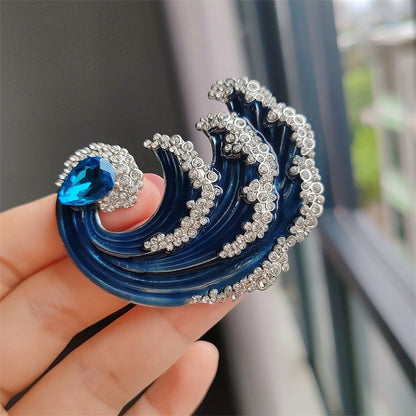 Wave Design Brooch in blue