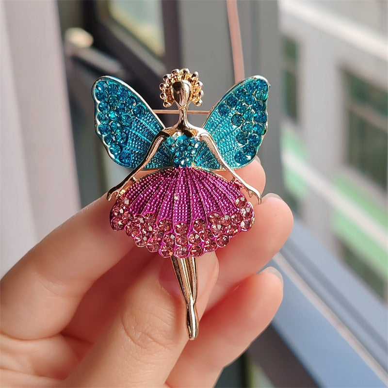 Fashion brooch in various colors