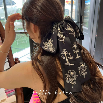Stylish hair accessory for women in black