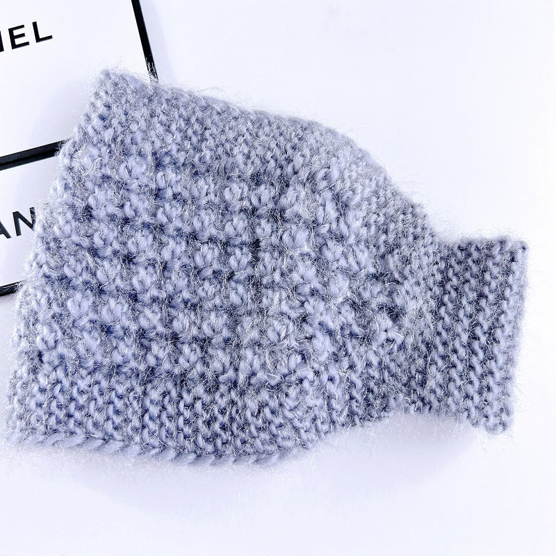 Knitted ear warmer pink