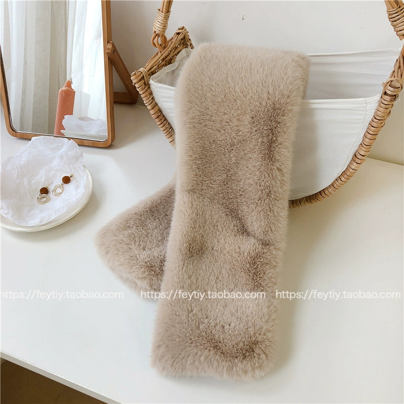 light gray faux fur neck warmer