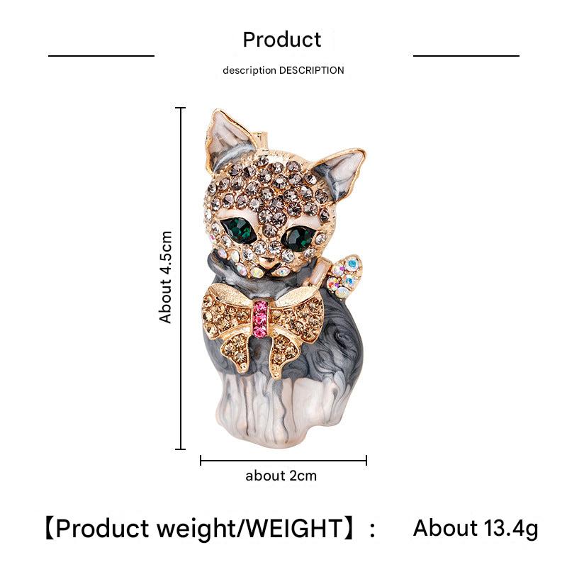 Trendy cat motif brooch on a jacket