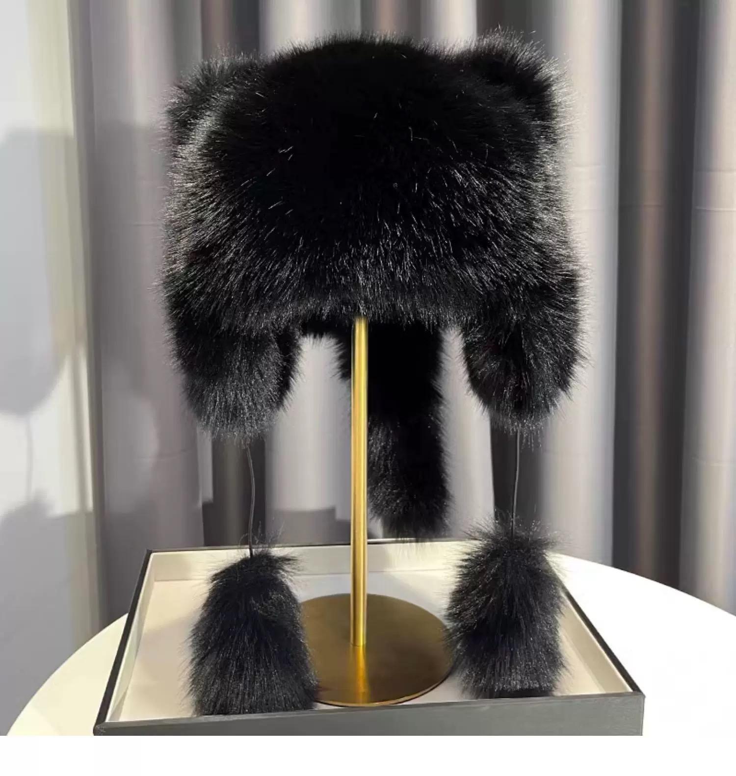 Beige winter hat with bear ears image 8