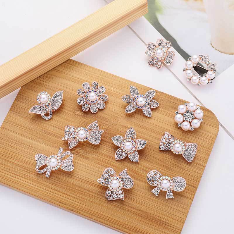 elegant floral pearl brooch image 1