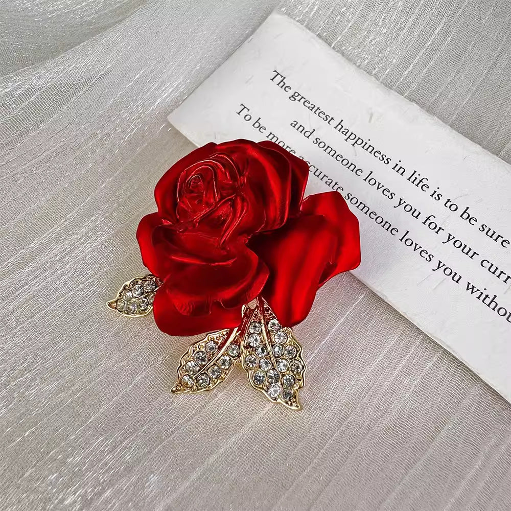 Stylish Wedding Brooch Decoration Image 3