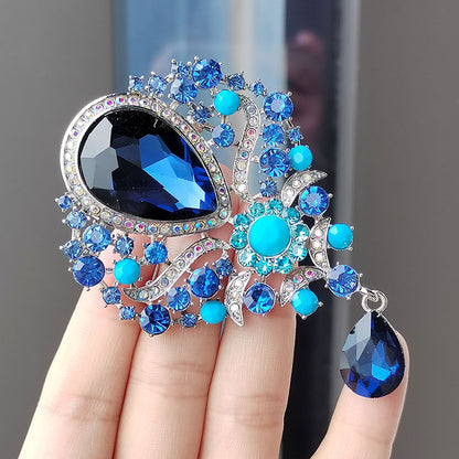 Vintage crystal drop brooch image 3
