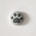 Light gray base with dark gray claws (No. 10)