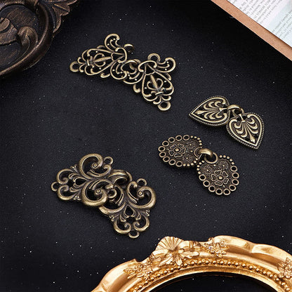 Floral design scarf clip in bronze color