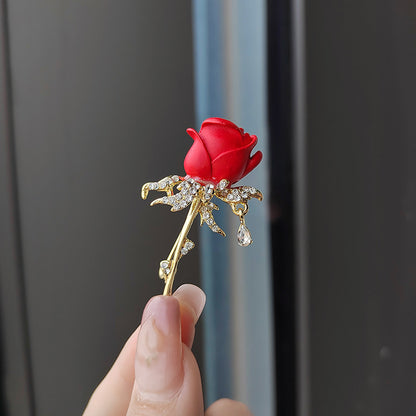 Tulip and rose brooch for bridesmaids