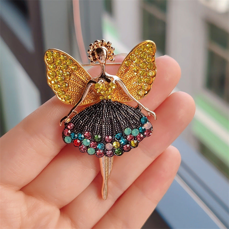 Charming ballet pin for fall fashion