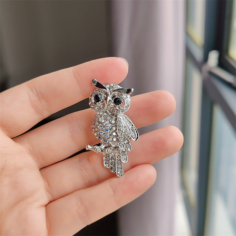 Owl Brooch on Fabric