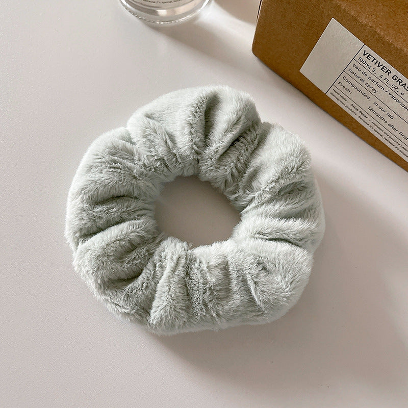Soft and stretchy headband for children wearing black