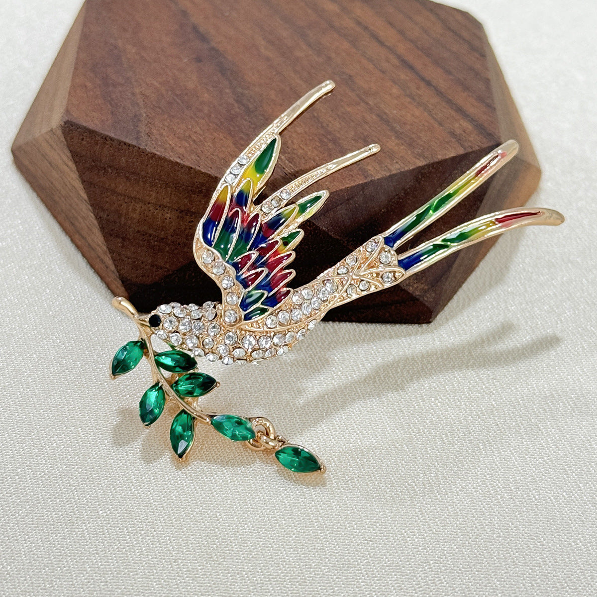 Versatile Brooch for Dresses and Suits
