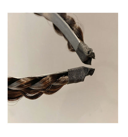 Wide hairband for women in black color