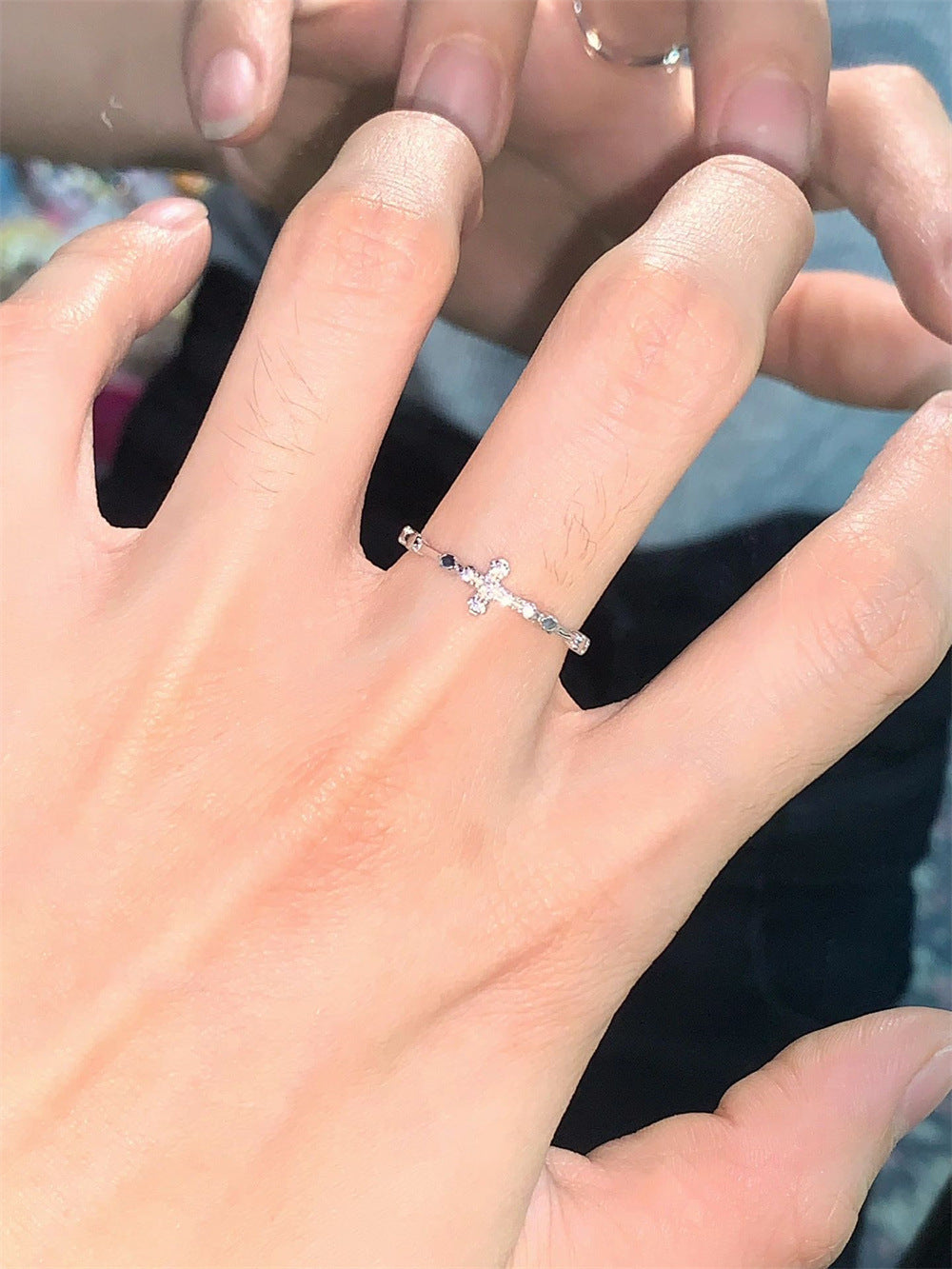 Unique women's ring with diamonds - image 5