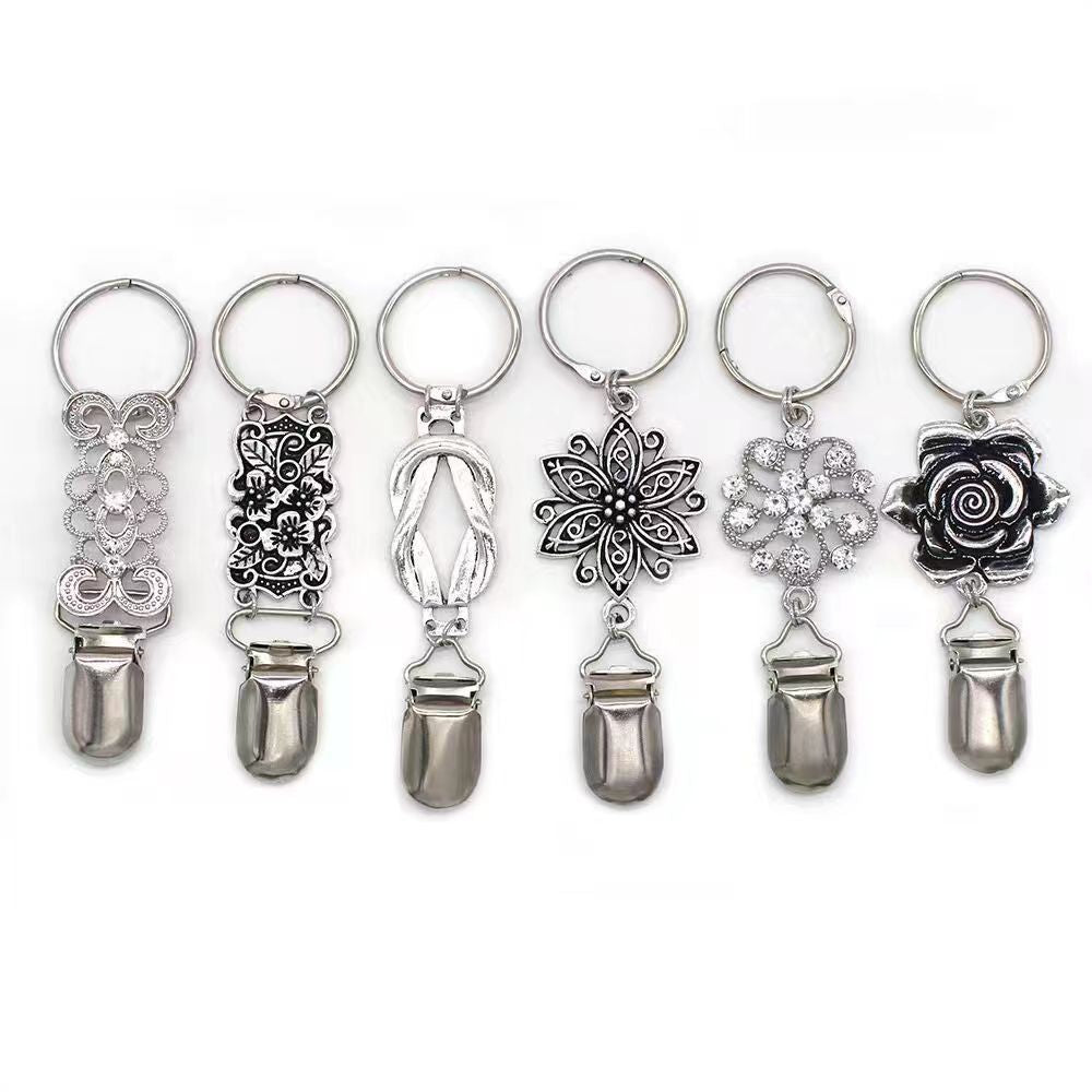 Durable alloy hat clip close up