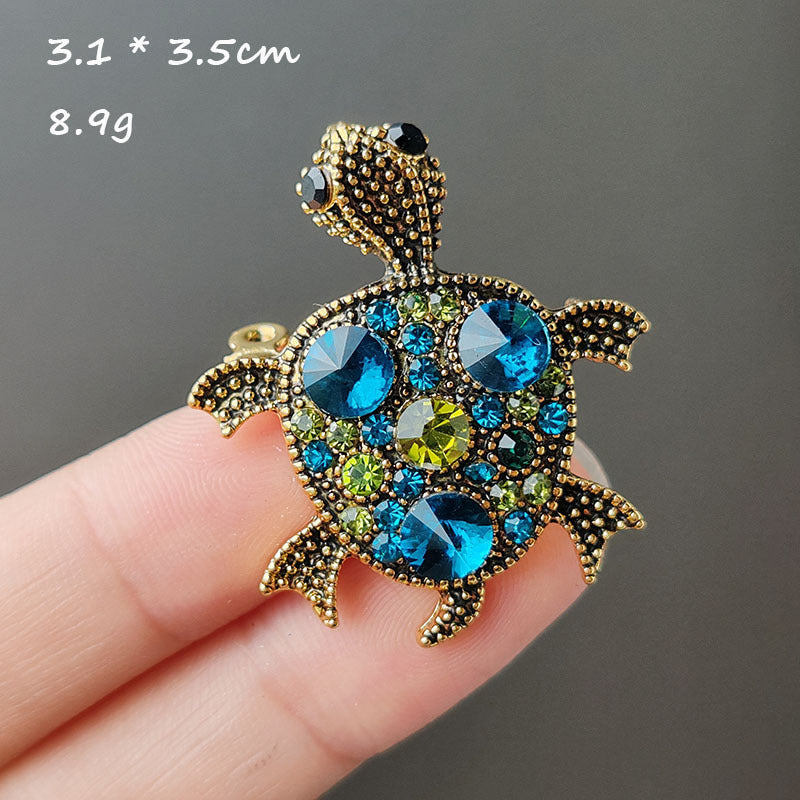 Stylish turtle design brooch for outfits