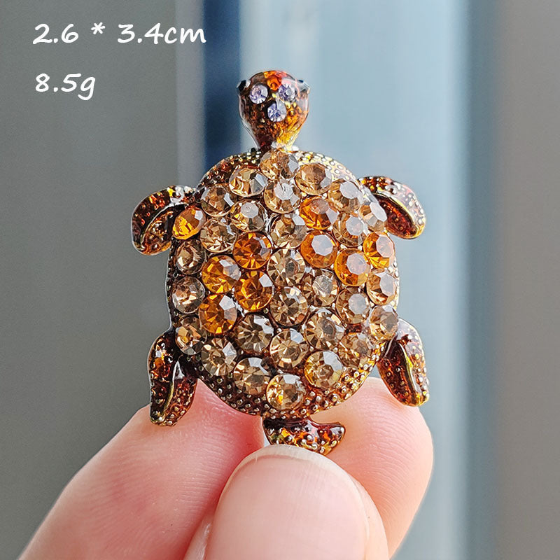 Cute turtle brooch with shiny finish
