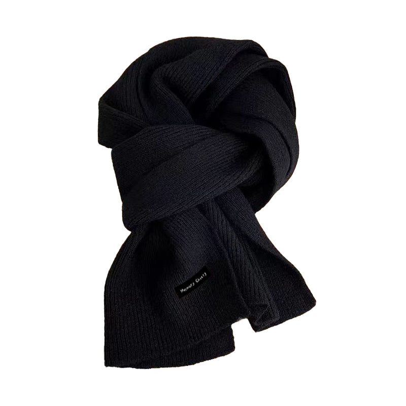 Trendy knitted scarf for couples