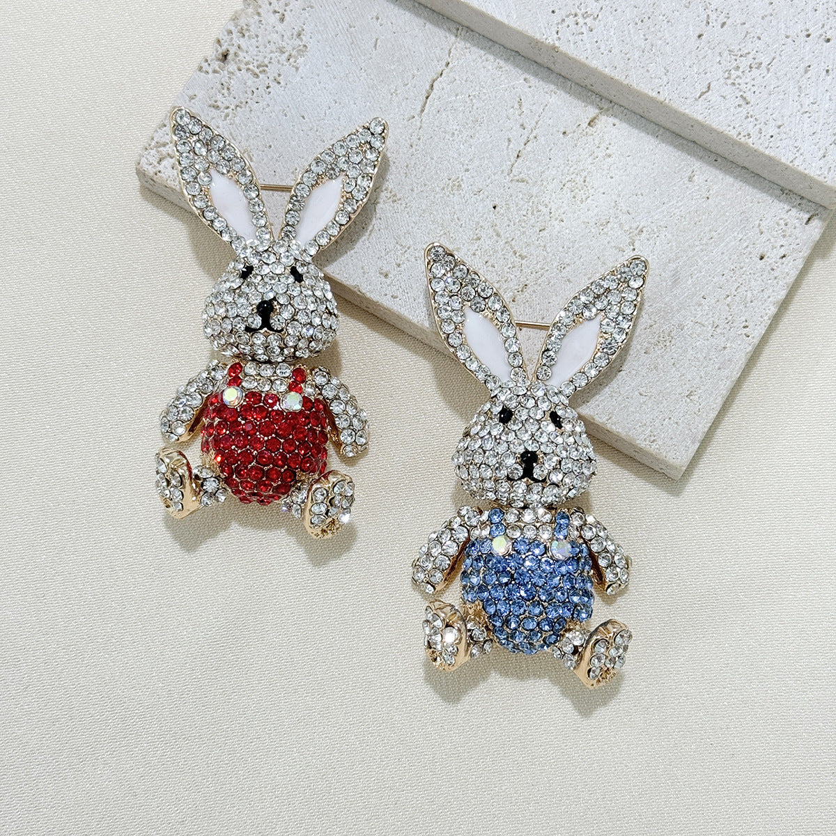 Stylish rhinestone bunny brooch display