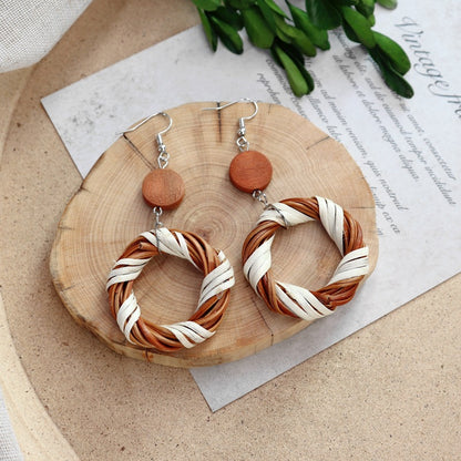 Eco-friendly lightweight ear accessories