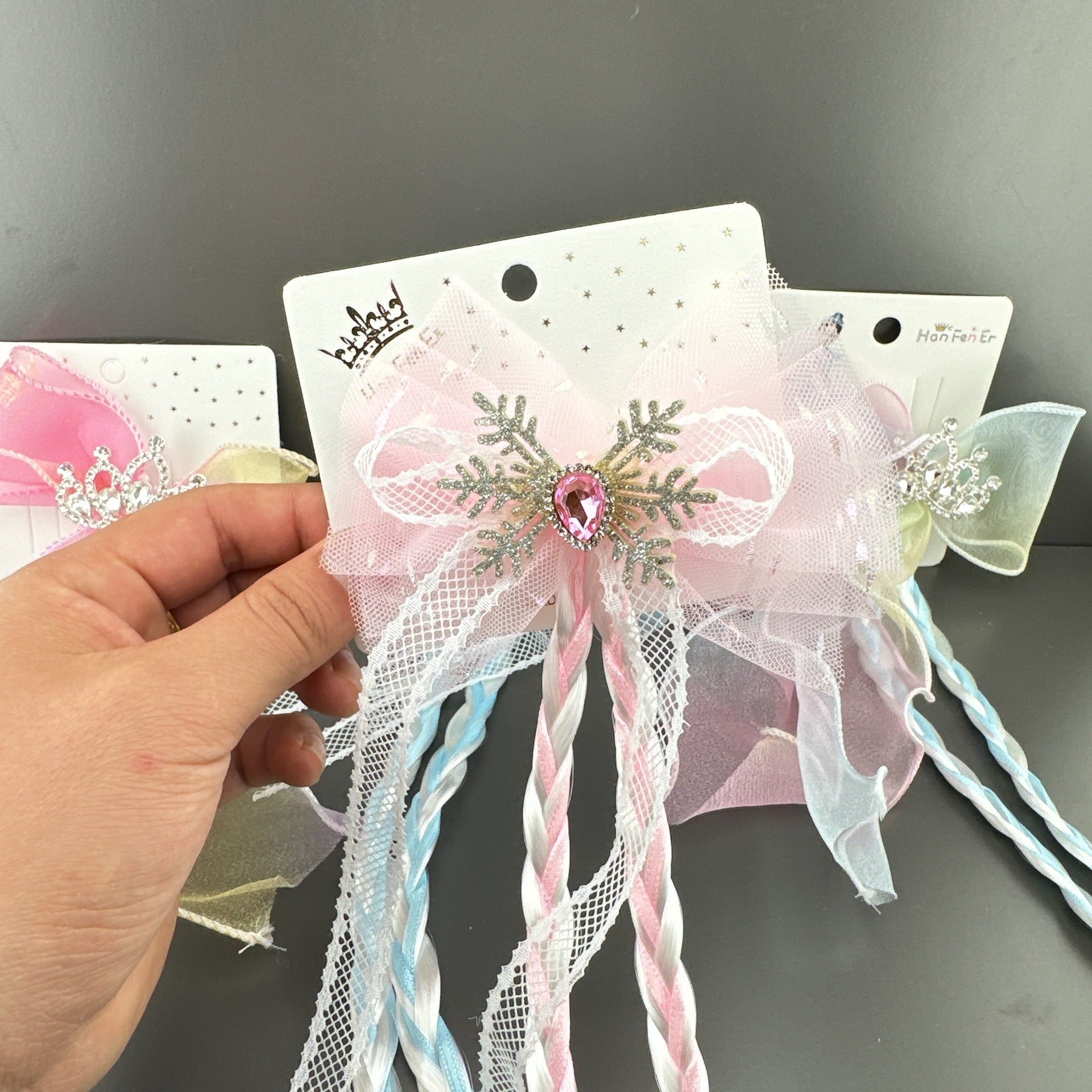 Cute bow hair accessory for little girls - Image 9