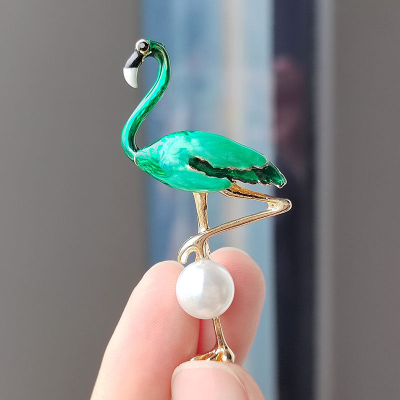 Flamingo Pearl Brooch Image 4