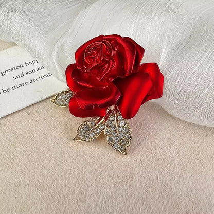 Versatile Rose Brooch Accessory Image 4