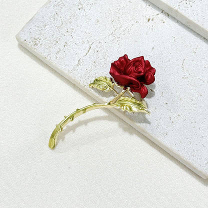 Red rose brooch in fashion setup image 6