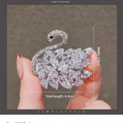 Stylish Swan Brooch Design Image 2