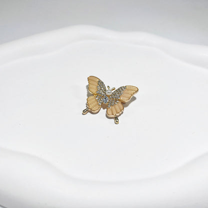 Luxurious Pearl Butterfly Brooch Image 1