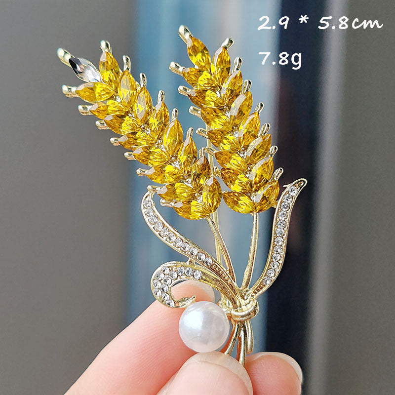 Versatile brooch on a scarf