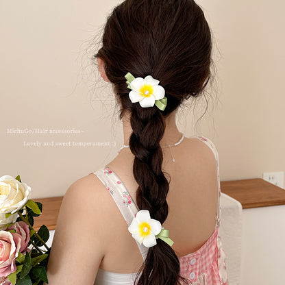 Dainty Floral Hair Accessories
