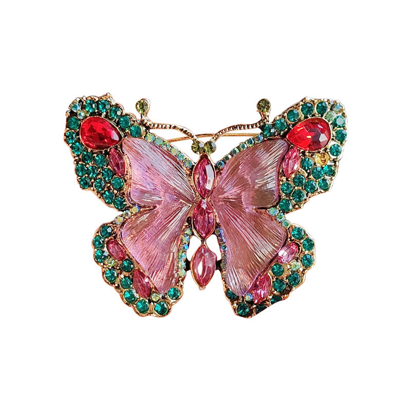 Fashion accessory brooch on coat