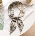 26 Letter Scarf * G
