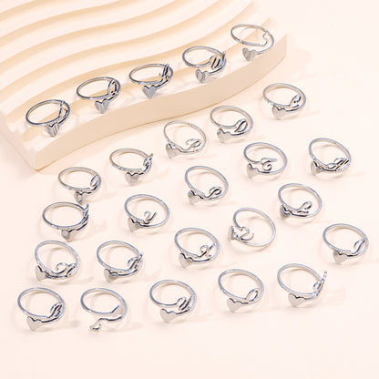 Elegant heart-shaped letter ring for fashion