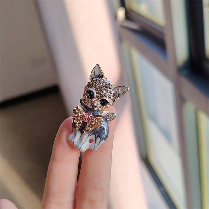 Alloy animal brooch with vibrant colors