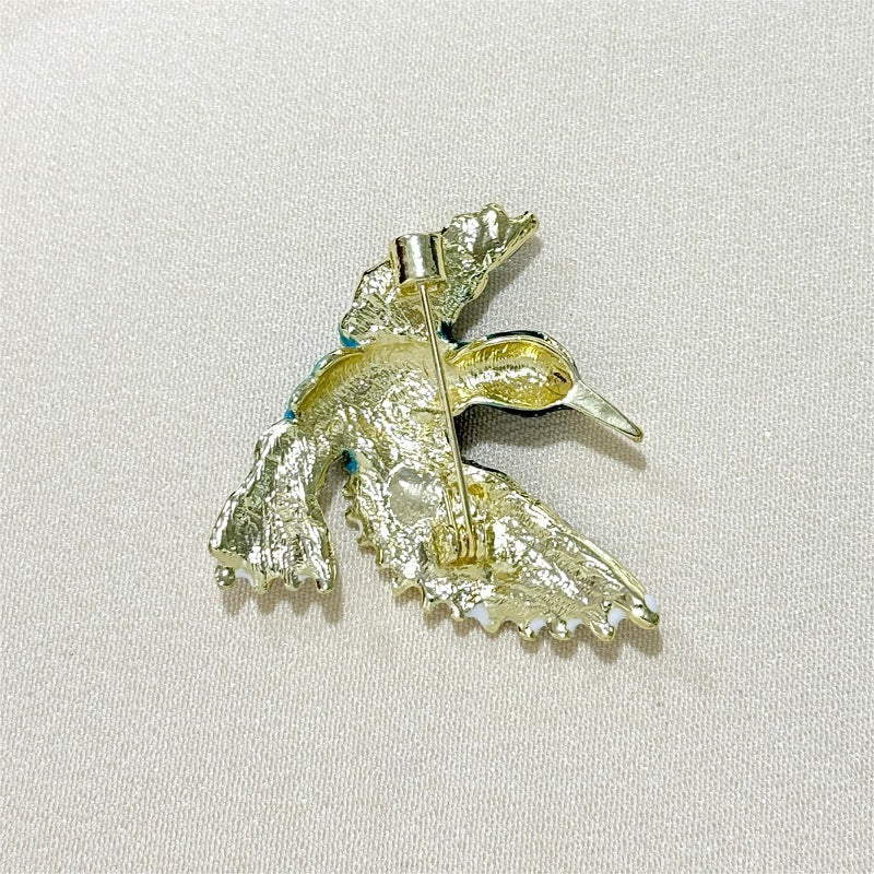Creative bird brooch accessory