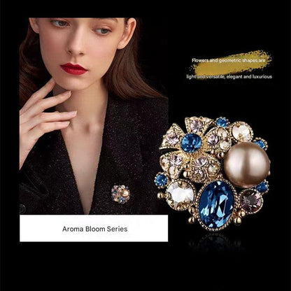 Chic Pearl Pin Image 6