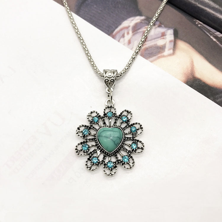 Vintage bohemian necklace and earring set with turquoise accents - image 1