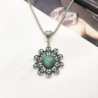 Vintage bohemian necklace and earring set with turquoise accents - image 1