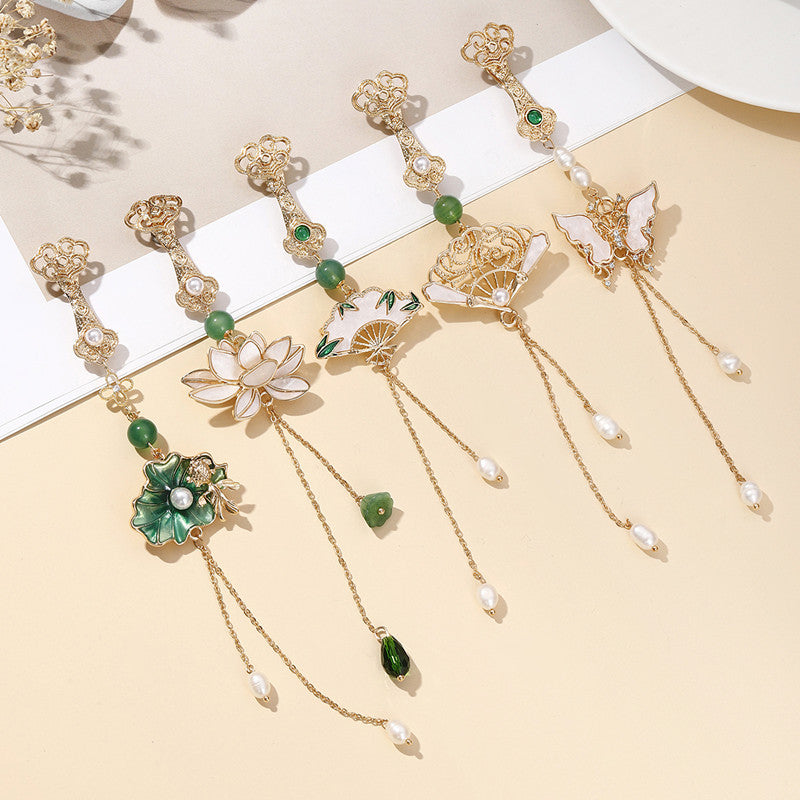 Unique Gift Option Brooch Display Image 9